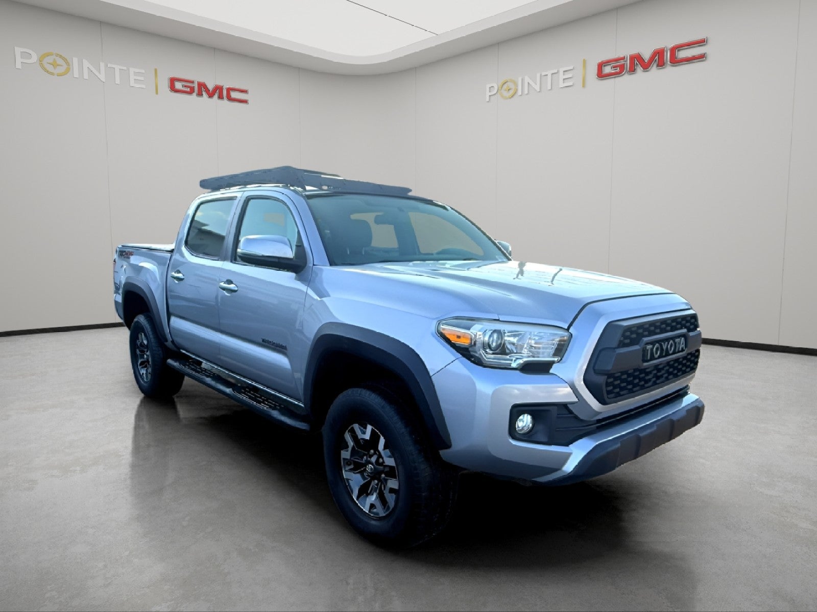 2016 Toyota Tacoma SR