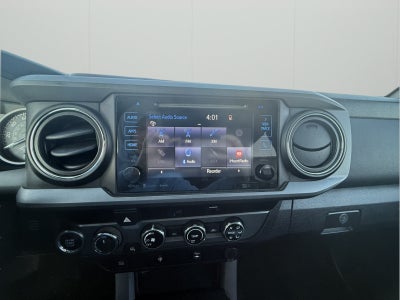 2016 Toyota Tacoma SR