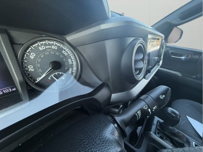 2016 Toyota Tacoma SR