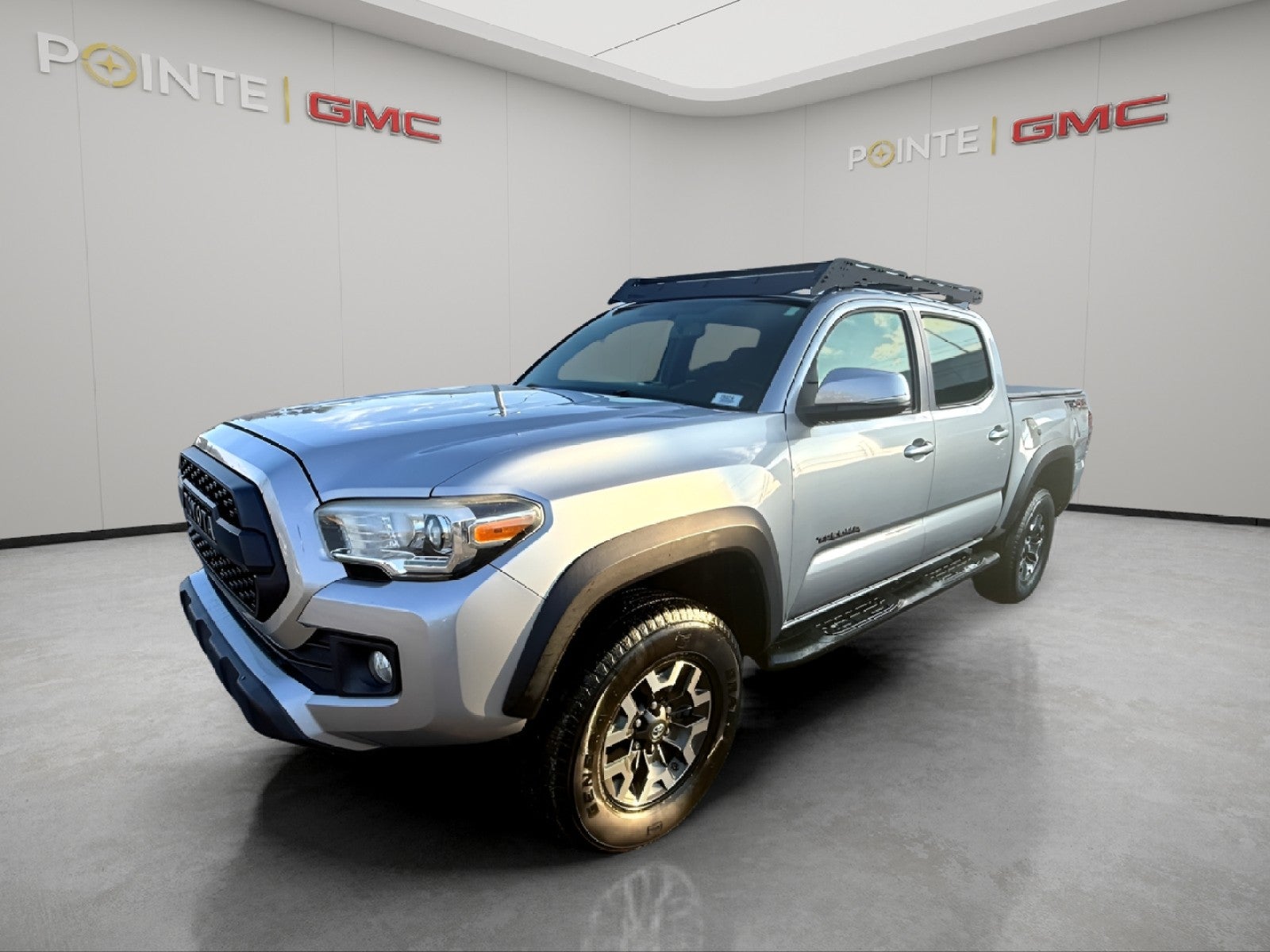2016 Toyota Tacoma SR