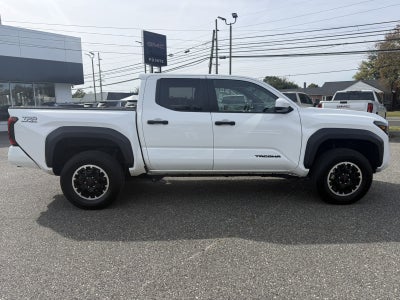 2025 Toyota Tacoma 4WD SR