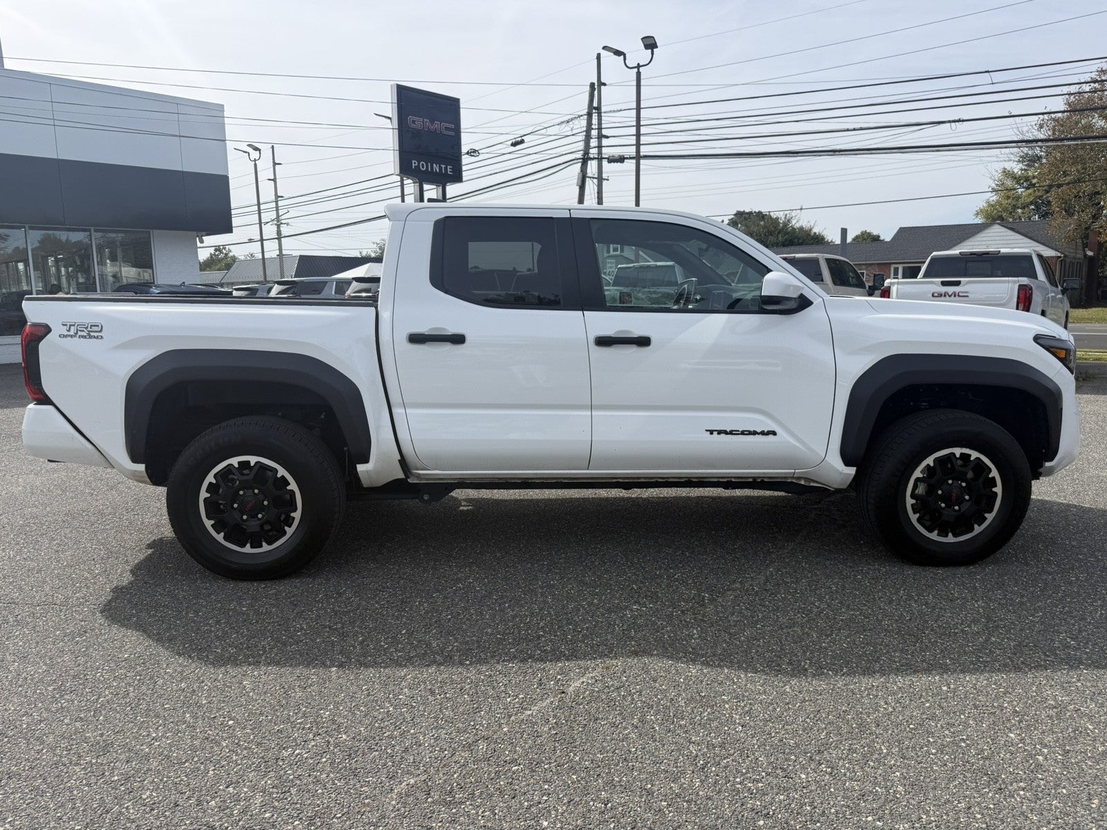 2025 Toyota Tacoma 4WD SR