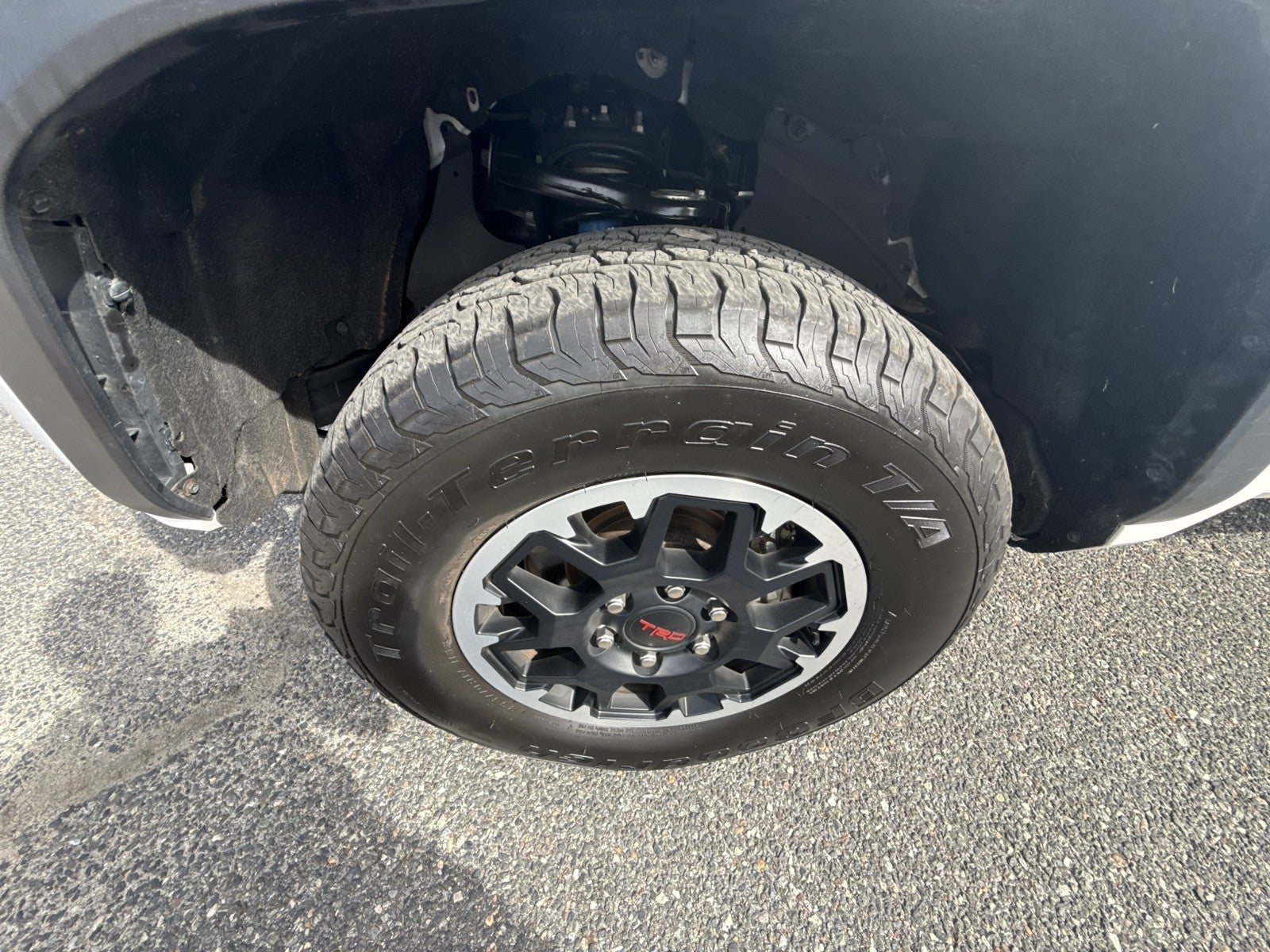 2025 Toyota Tacoma 4WD SR