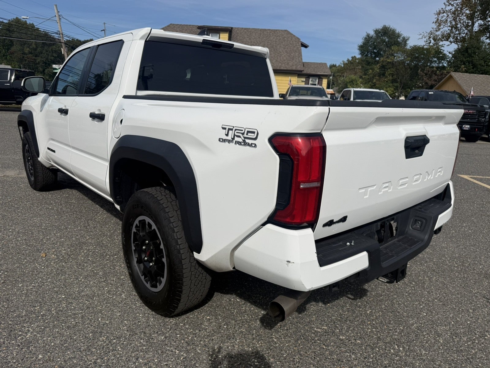 2025 Toyota Tacoma 4WD SR