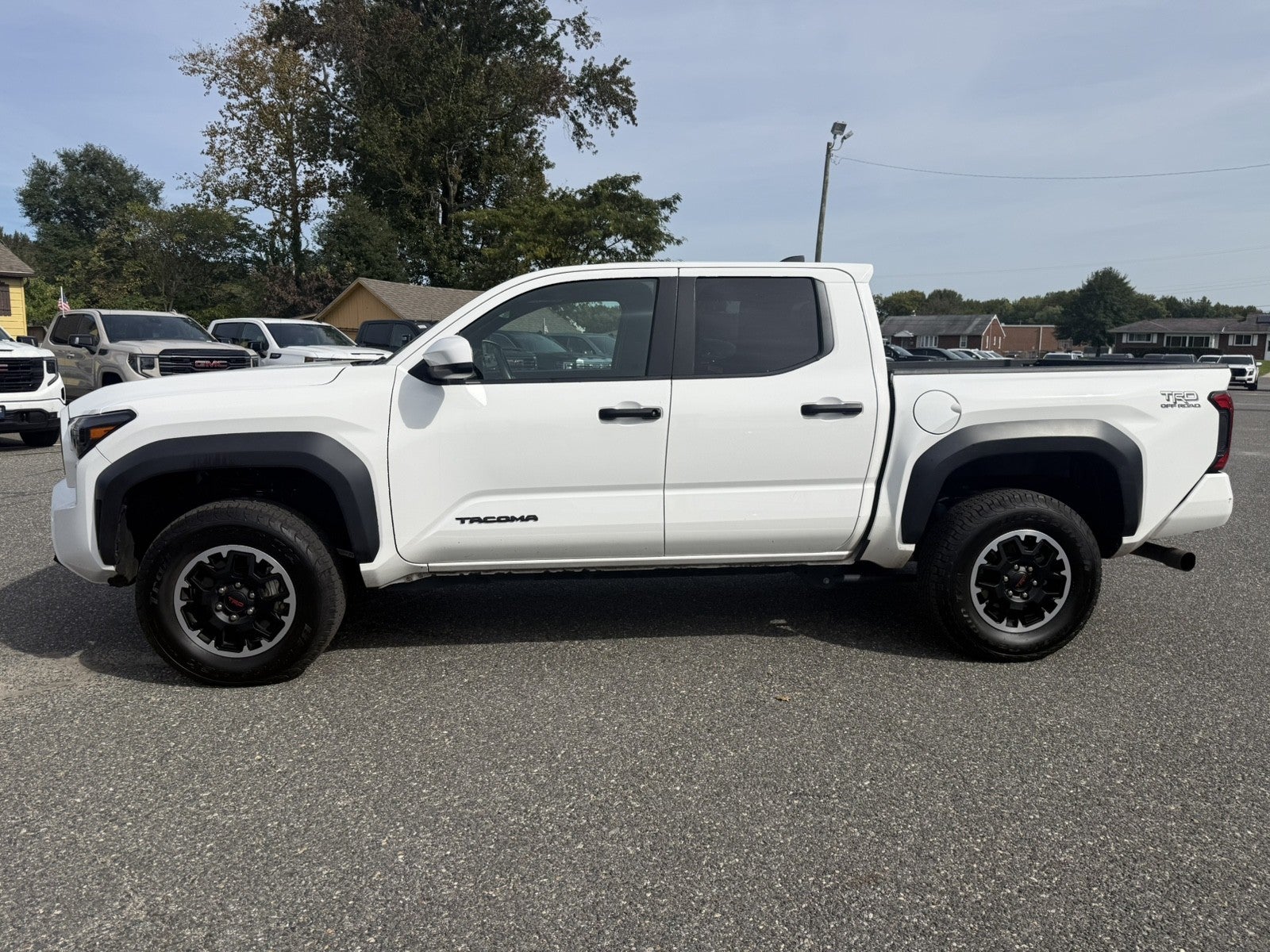 2025 Toyota Tacoma 4WD SR