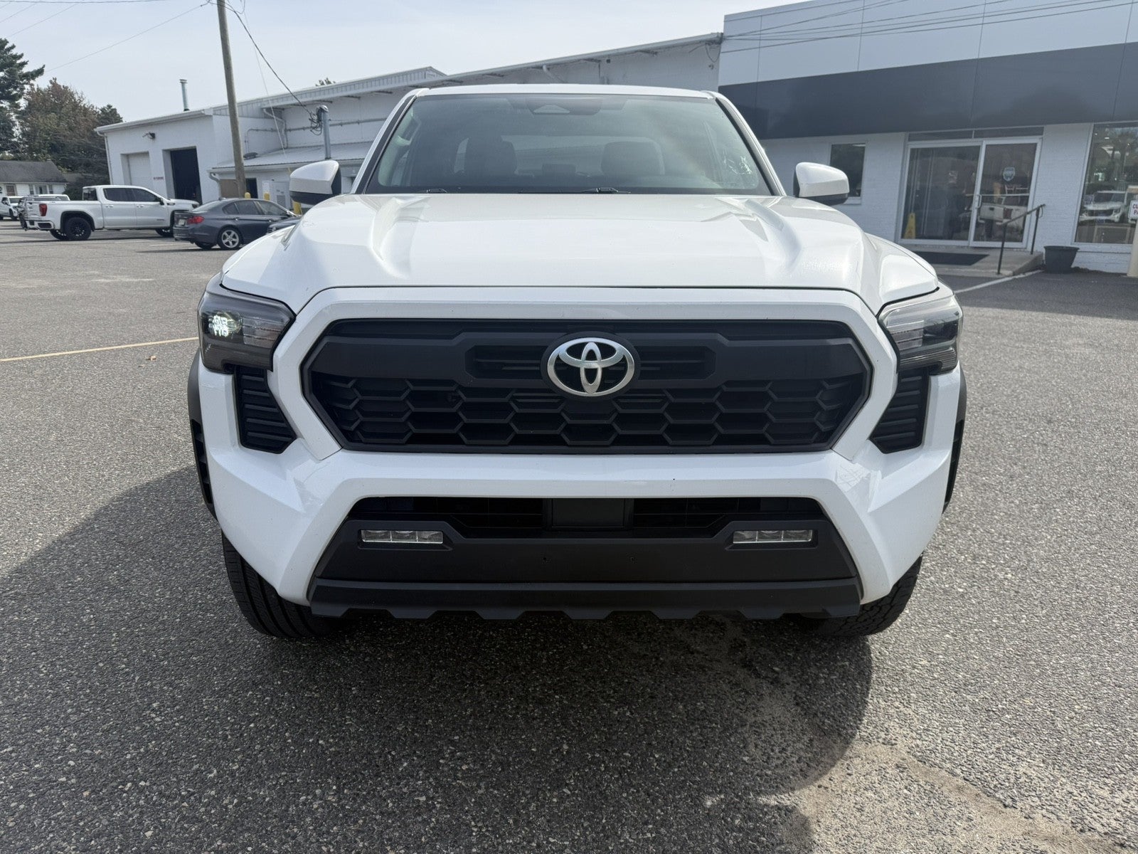 2025 Toyota Tacoma 4WD SR