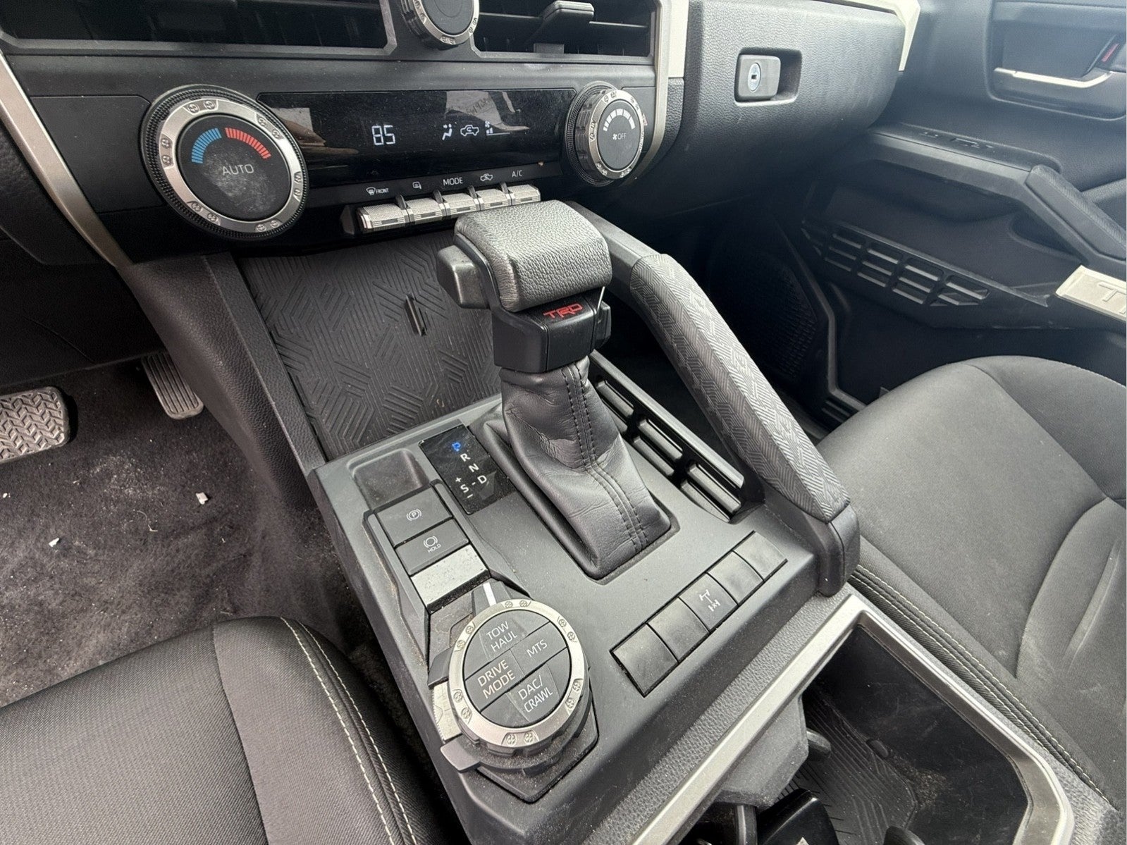 2024 Toyota Tacoma 4WD SR5
