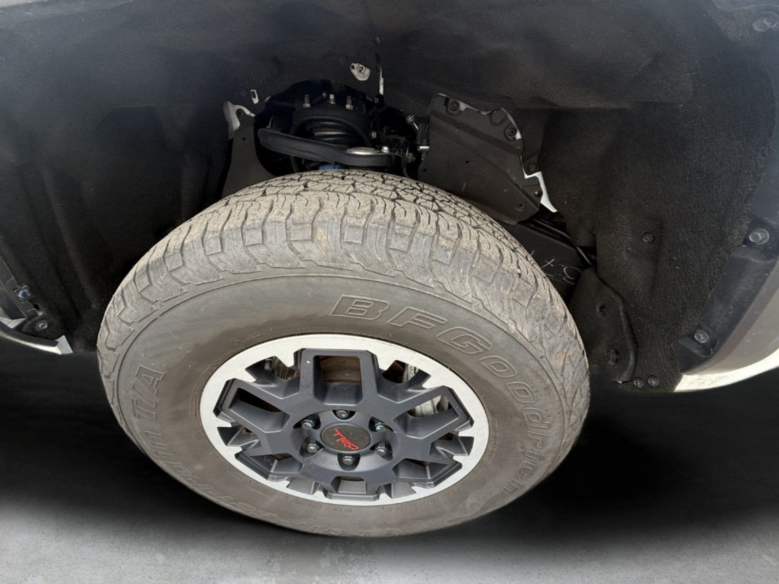 2024 Toyota Tacoma 4WD SR5