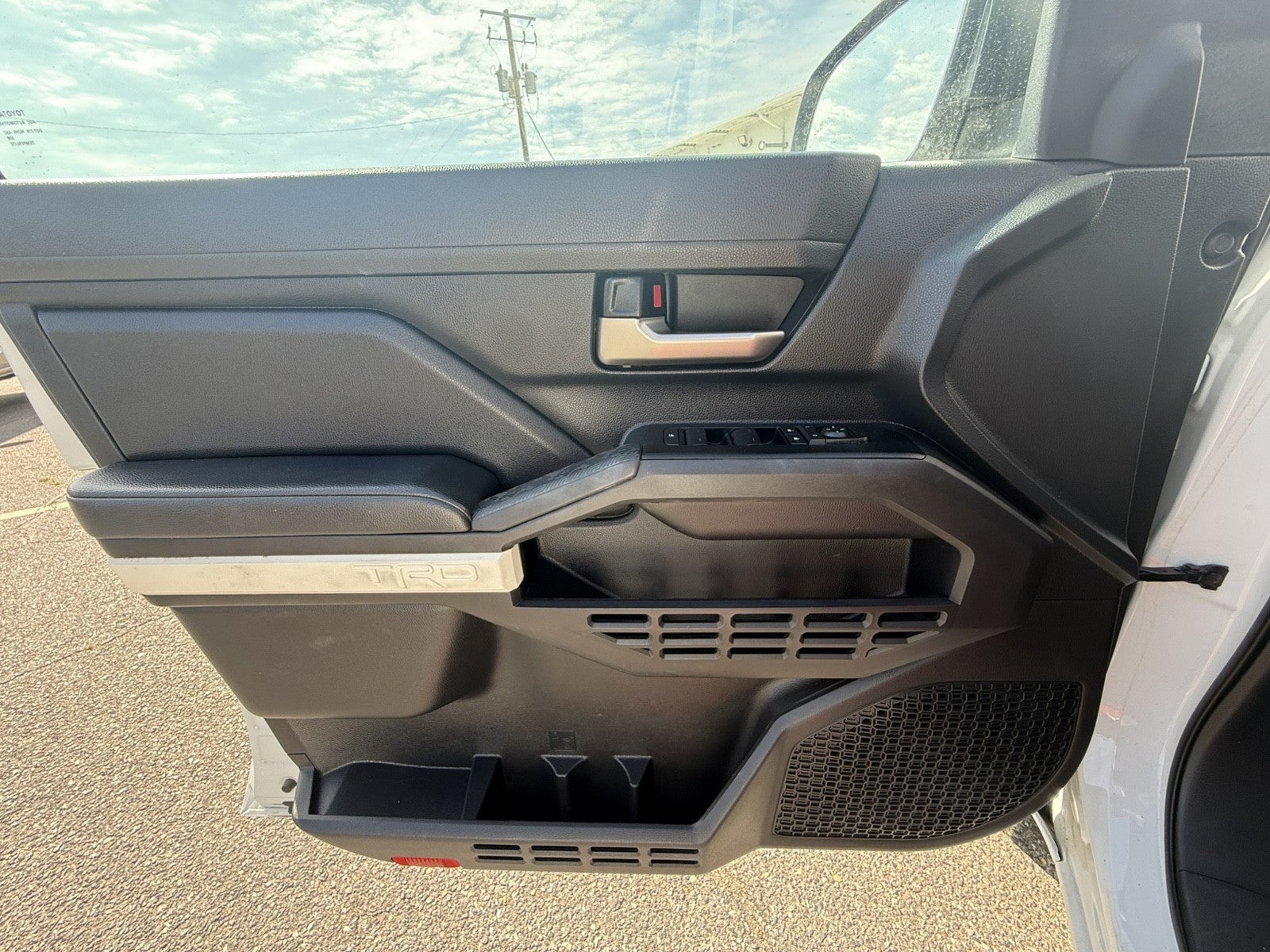 2024 Toyota Tacoma 4WD SR5