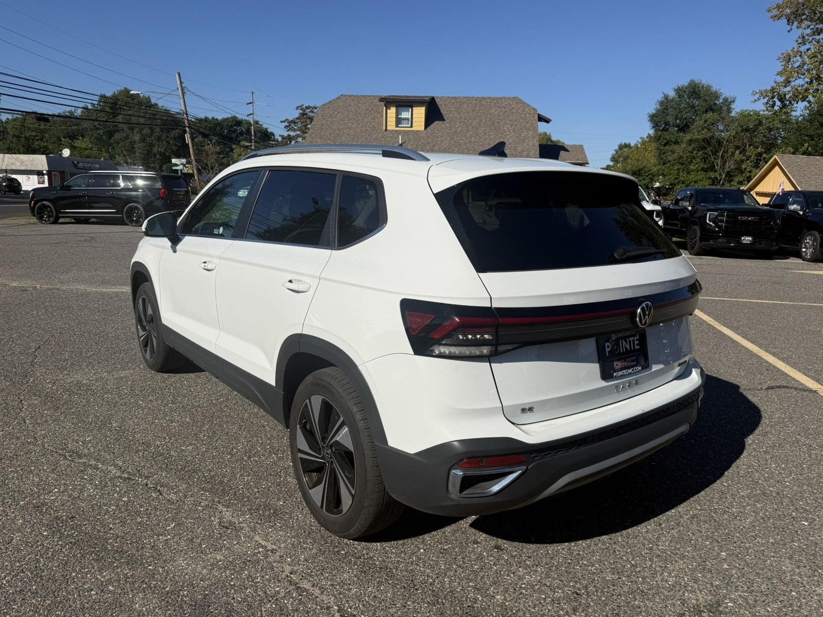 2025 Volkswagen Taos SE