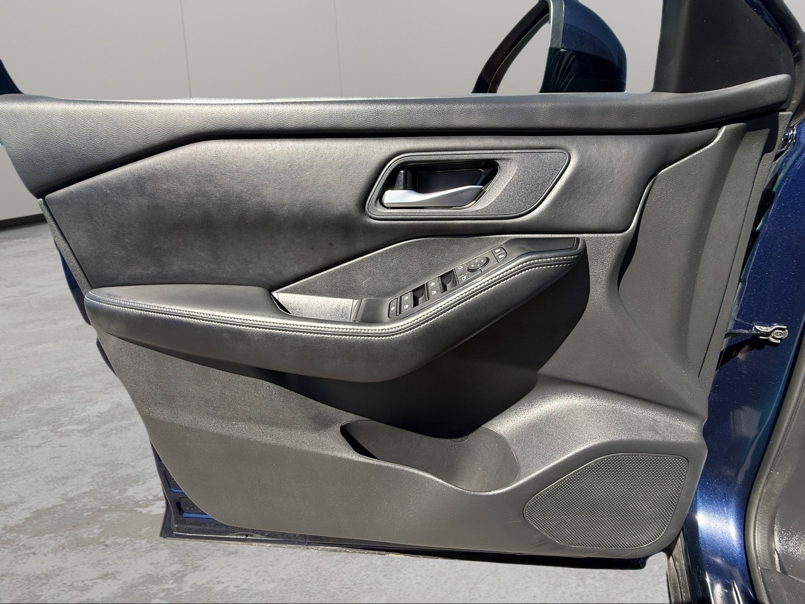 2025 Nissan Rogue SV FWD