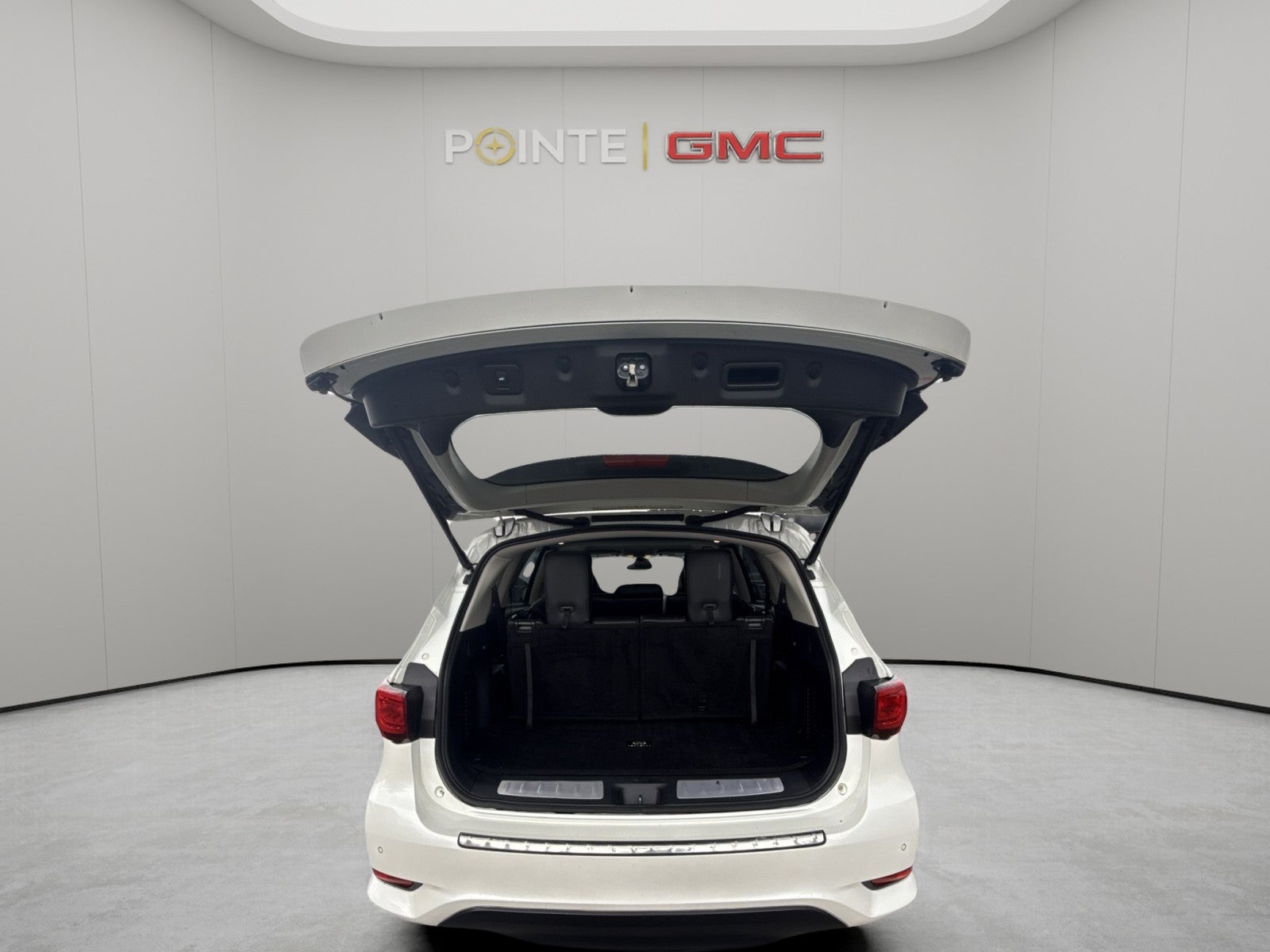 2019 INFINITI QX60 LUXE