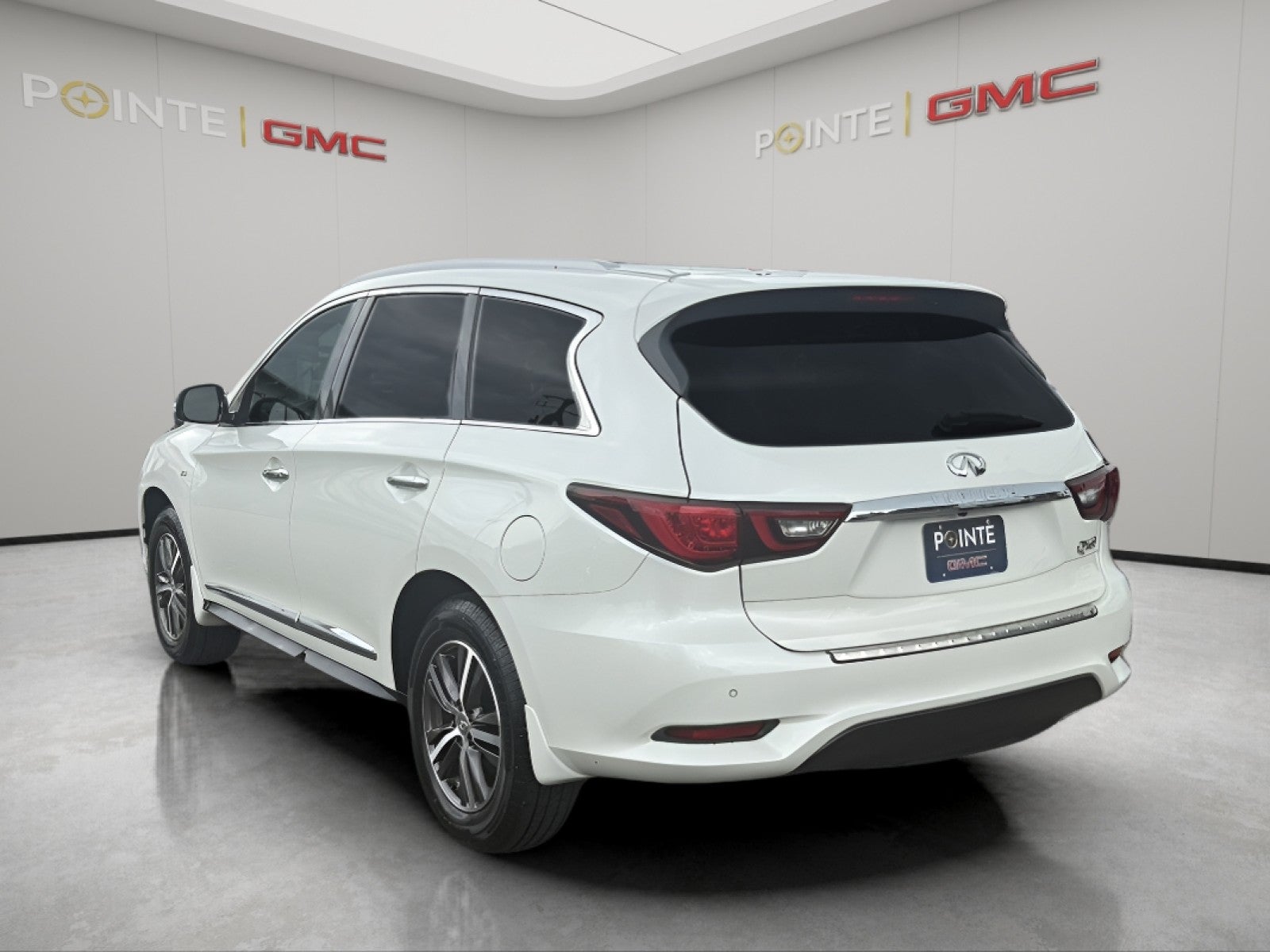 2019 INFINITI QX60 LUXE