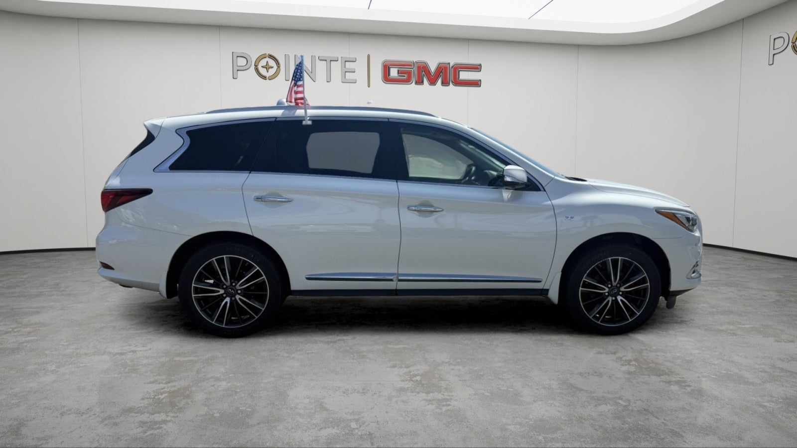 2019 INFINITI QX60 LUXE