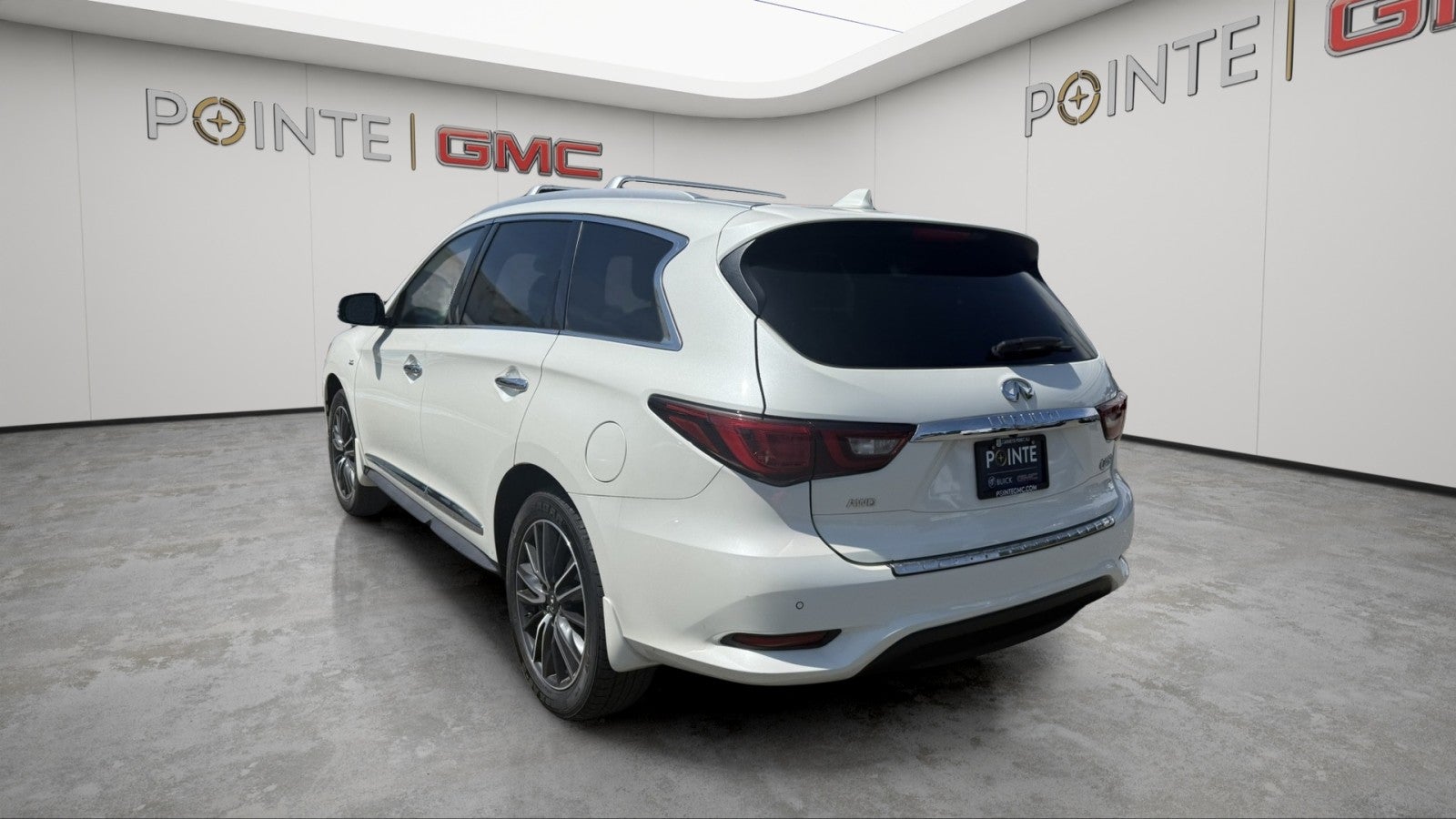 2019 INFINITI QX60 LUXE