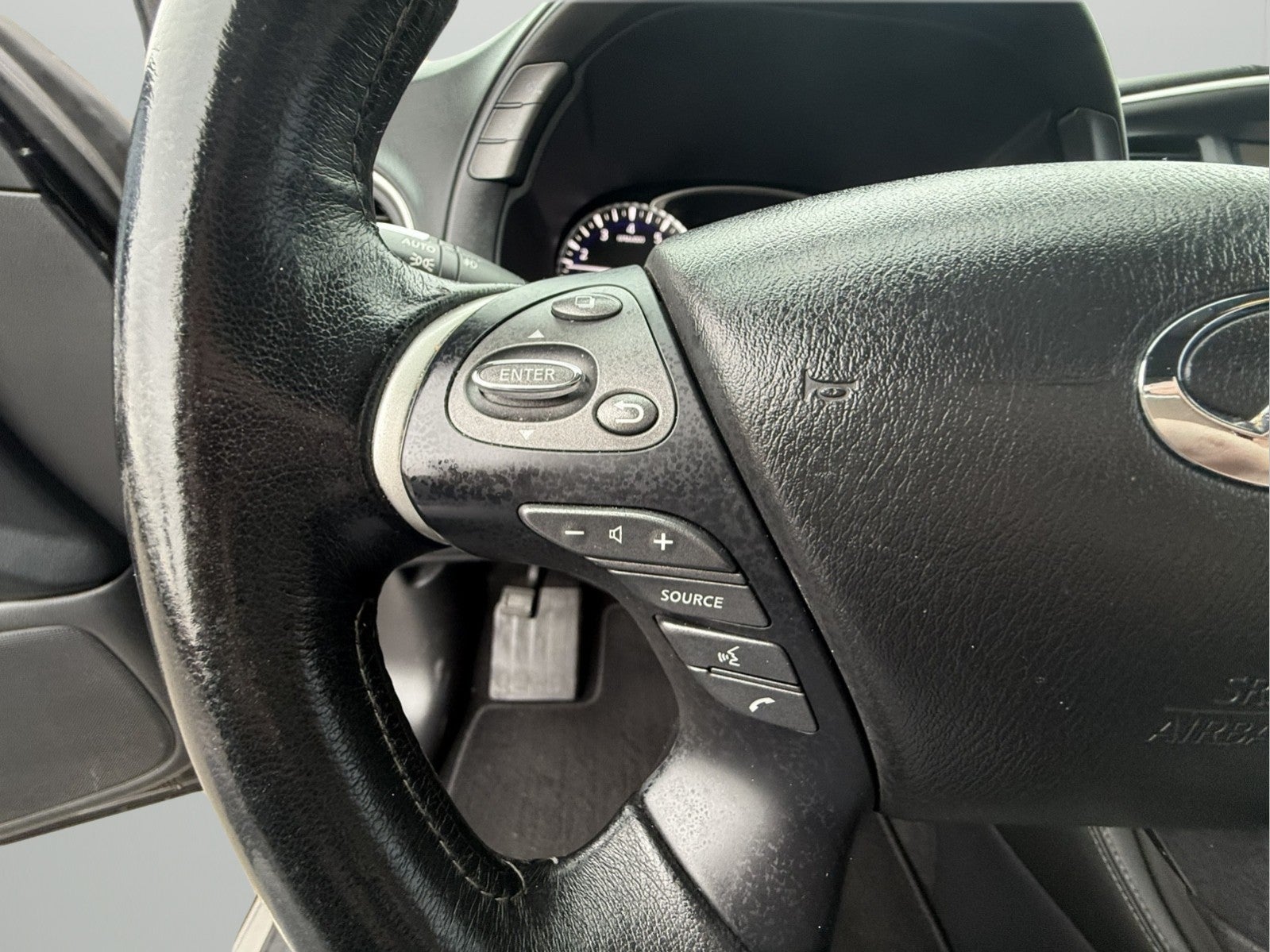 2017 INFINITI QX60 Base