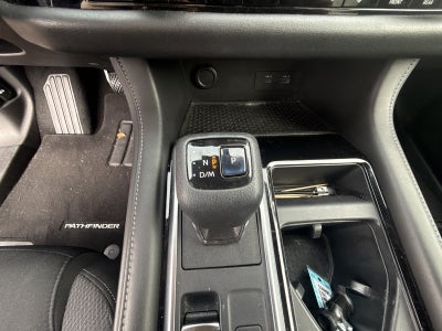 2022 Nissan Pathfinder SV 4WD
