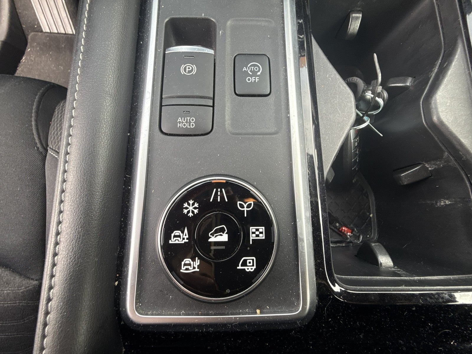 2022 Nissan Pathfinder SV 4WD