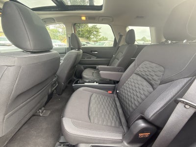 2022 Nissan Pathfinder SV 4WD