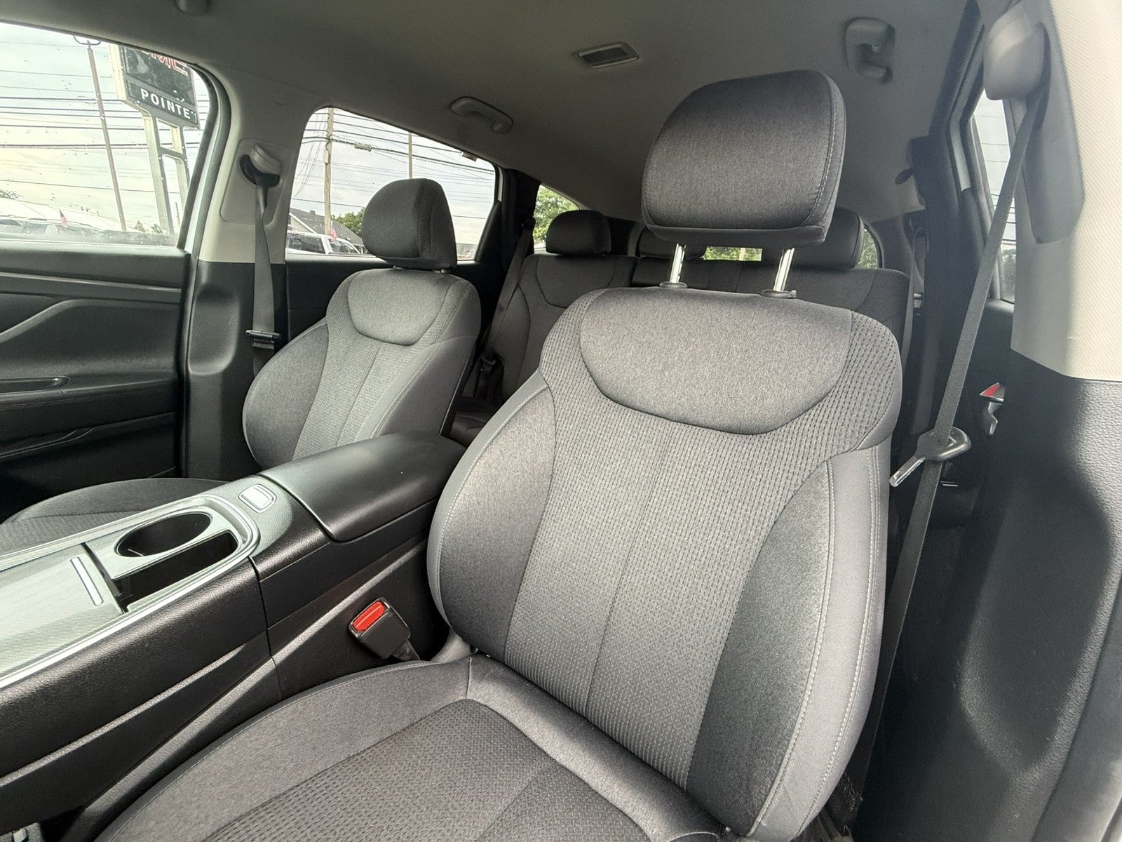 2023 Hyundai Santa Fe SE