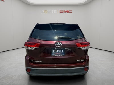 2019 Toyota Highlander SE