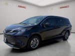 2025 Toyota Sienna LE