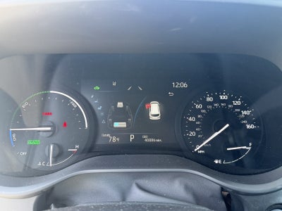 2025 Toyota Sienna LE
