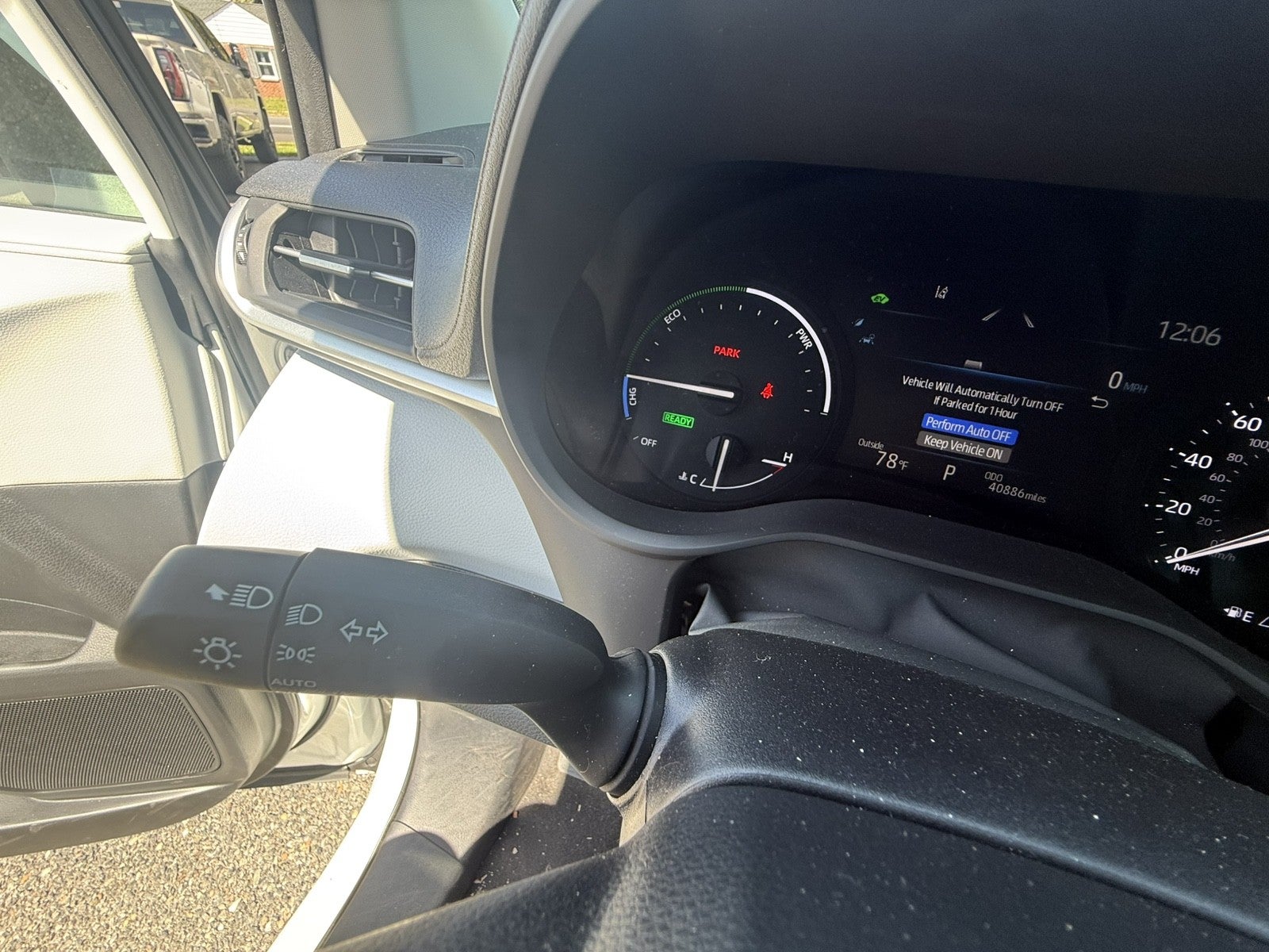 2025 Toyota Sienna LE