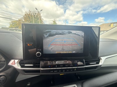 2025 Toyota Sienna LE