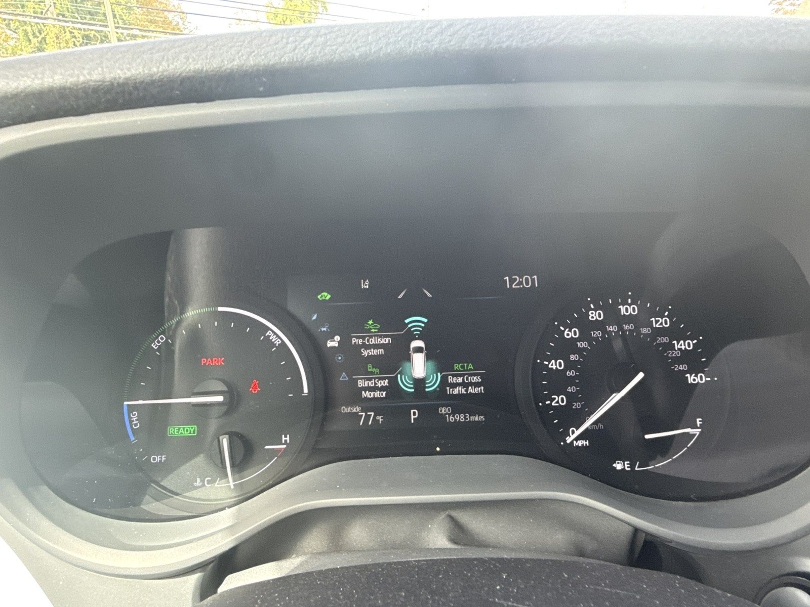 2025 Toyota Sienna LE