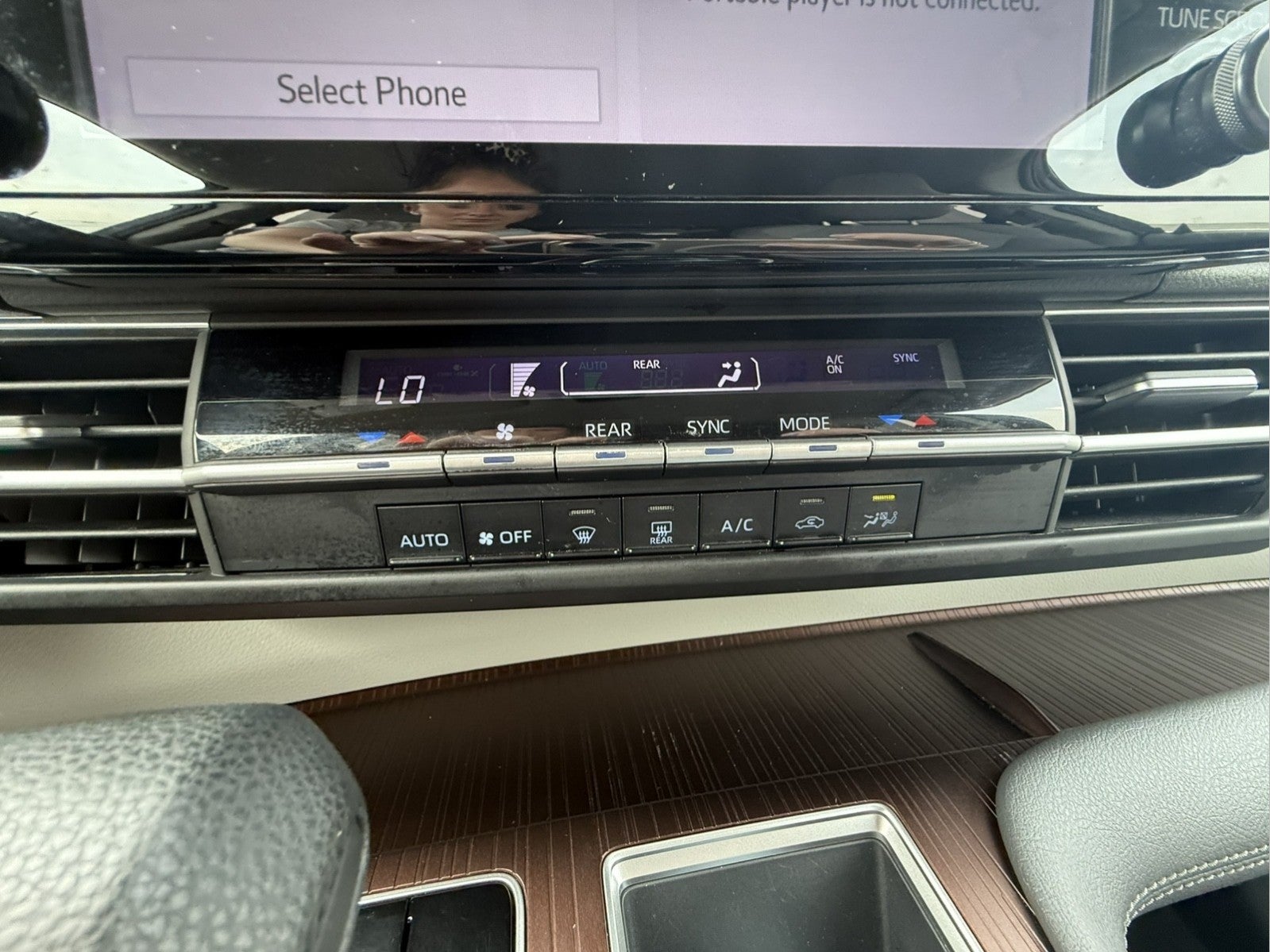 2022 Toyota Sienna LE