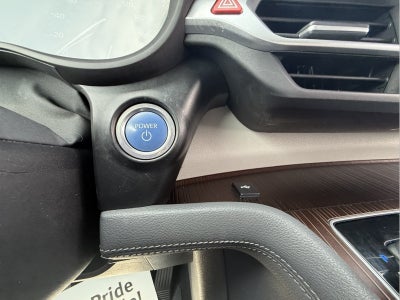 2022 Toyota Sienna LE