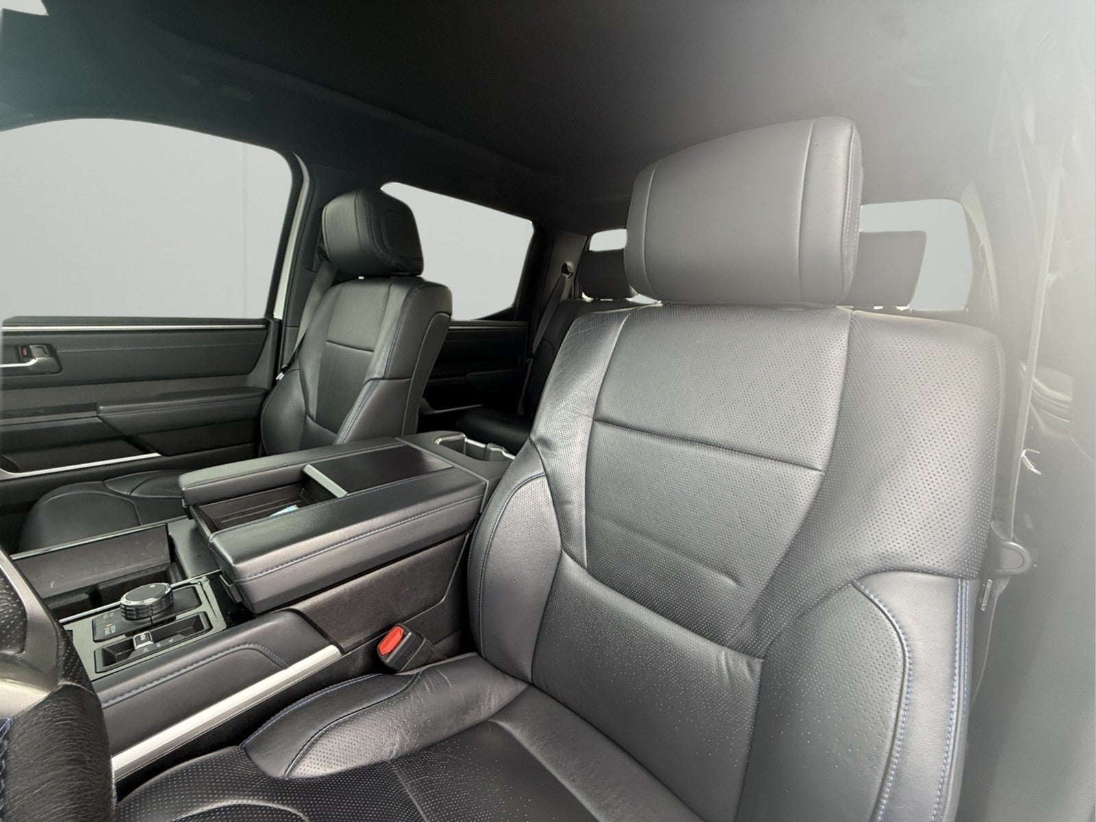 2023 Toyota Tundra 4WD Platinum Hybrid