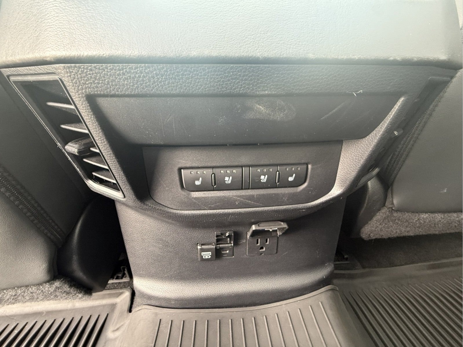 2023 Toyota Tundra 4WD Platinum Hybrid