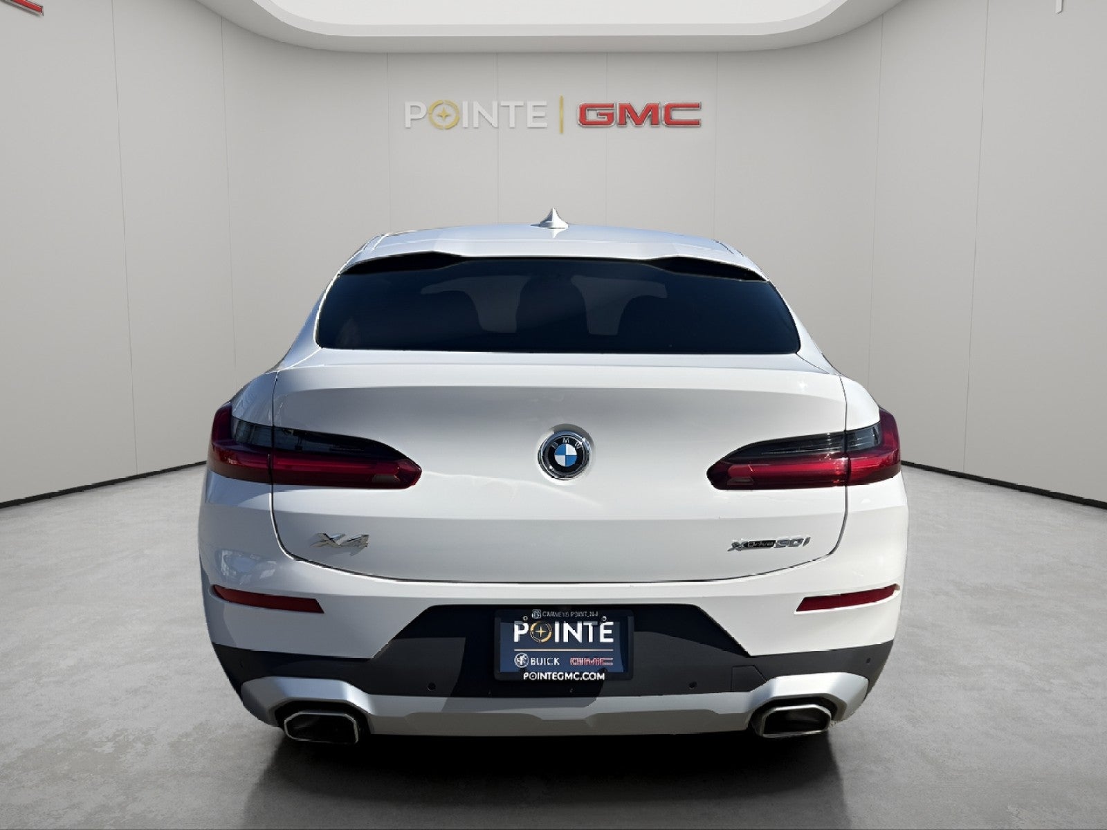 2023 BMW X4 xDrive30i