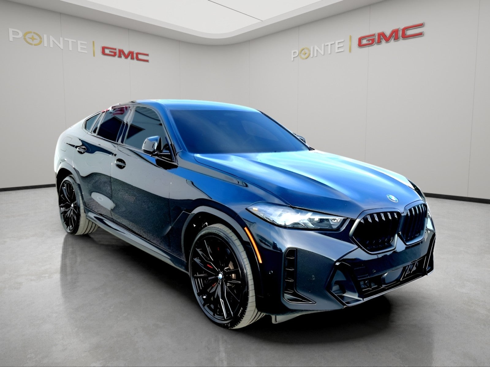 2025 BMW X6 xDrive40i