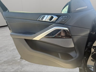 2025 BMW X6 xDrive40i