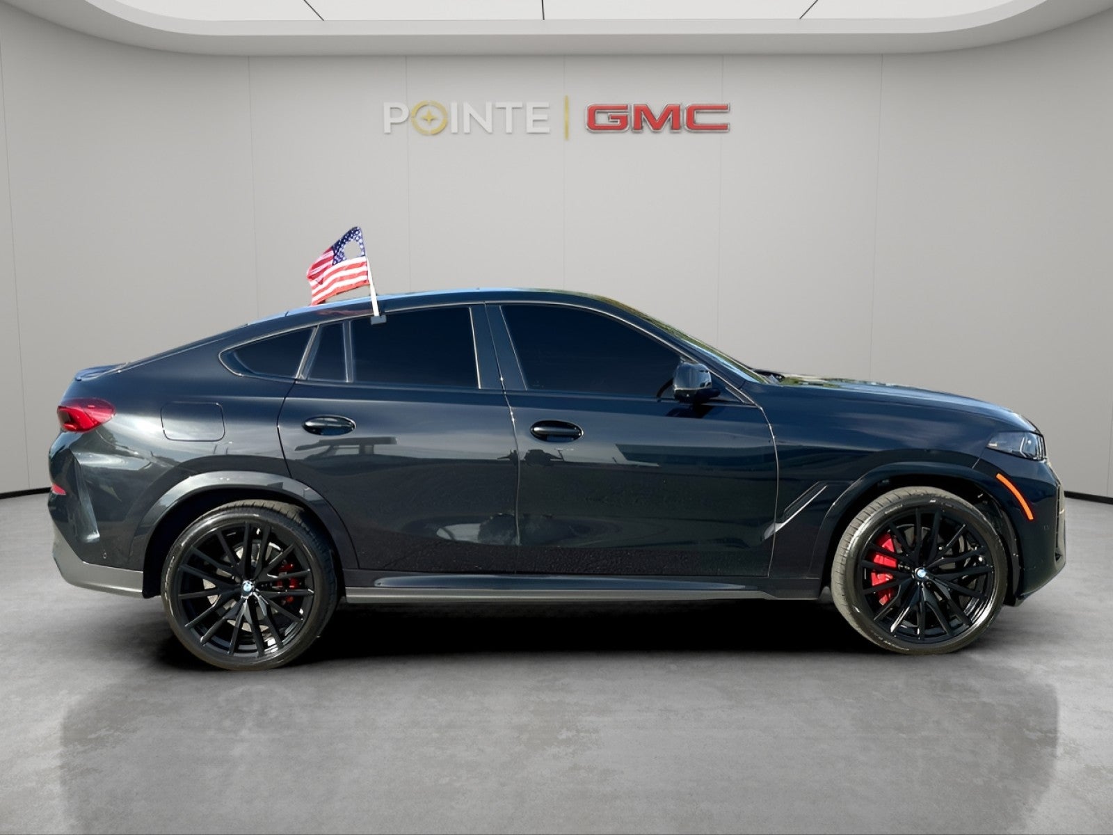 2025 BMW X6 xDrive40i