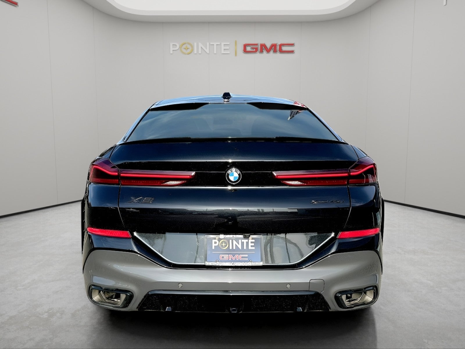 2025 BMW X6 xDrive40i