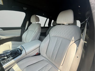 2020 BMW X7 M50i