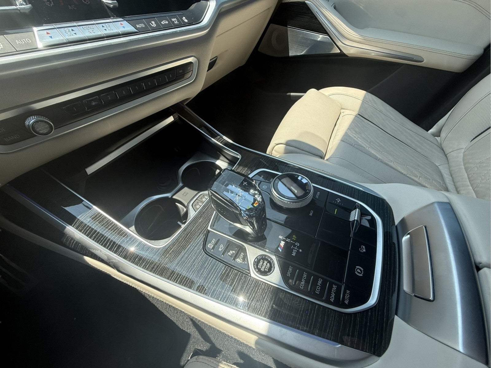 2020 BMW X7 M50i