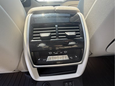 2020 BMW X7 M50i