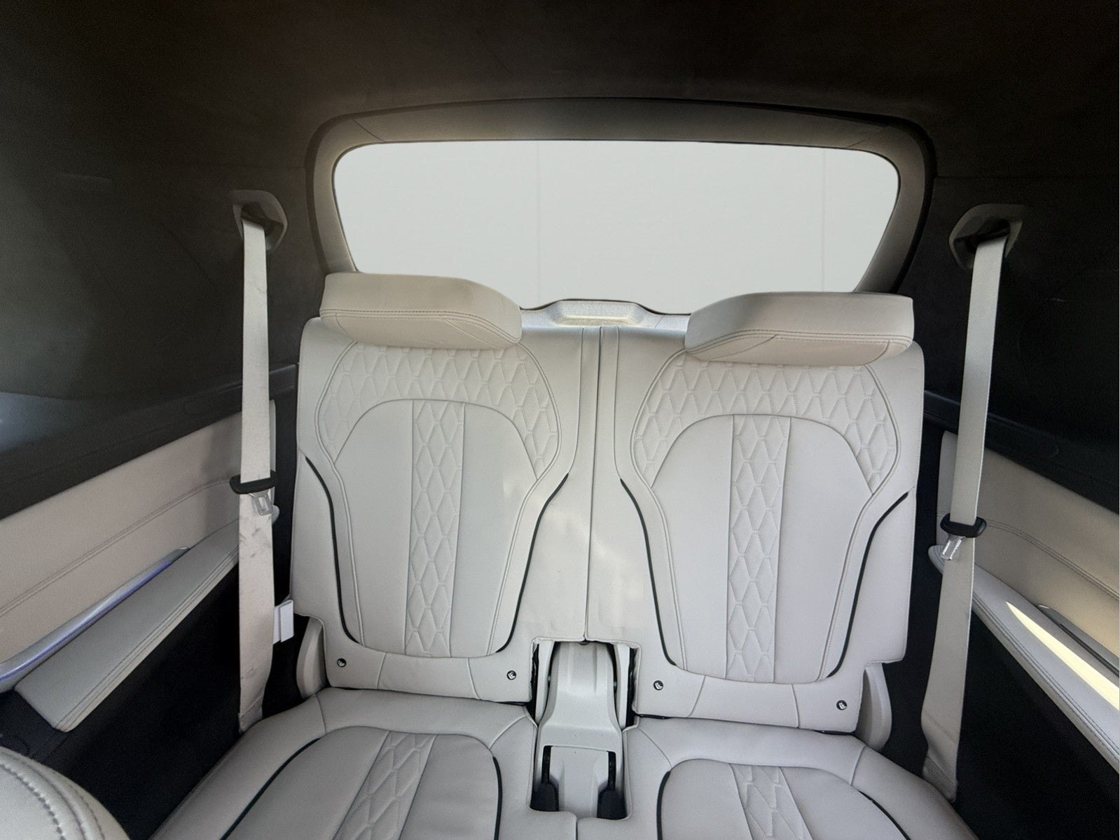 2020 BMW X7 M50i
