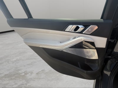 2020 BMW X7 M50i