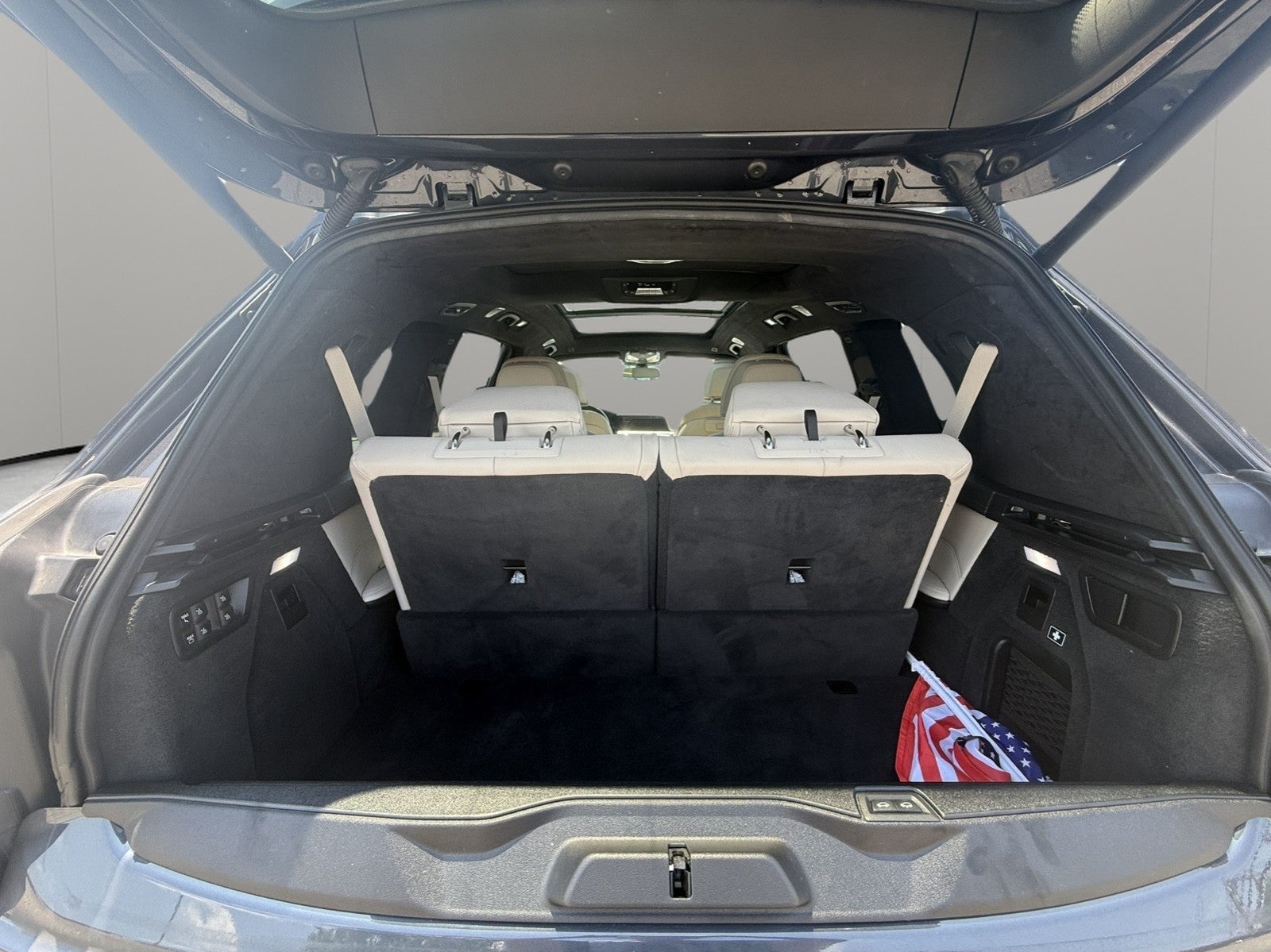 2020 BMW X7 M50i