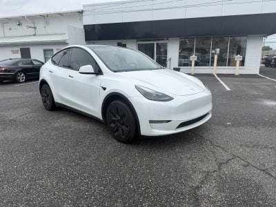 2022 Tesla Model Y Long Range Dual Motor All-Wheel Drive