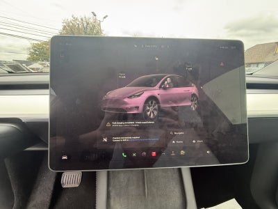 2022 Tesla Model Y Long Range Dual Motor All-Wheel Drive