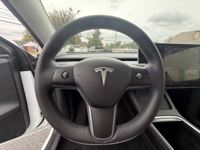 2022 Tesla Model Y Long Range Dual Motor All-Wheel Drive