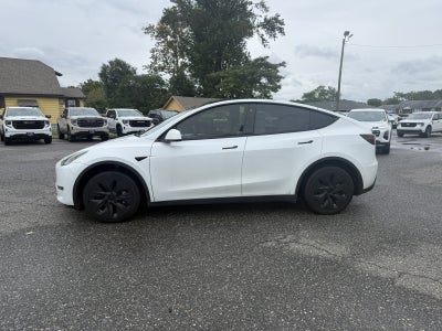 2022 Tesla Model Y Long Range Dual Motor All-Wheel Drive