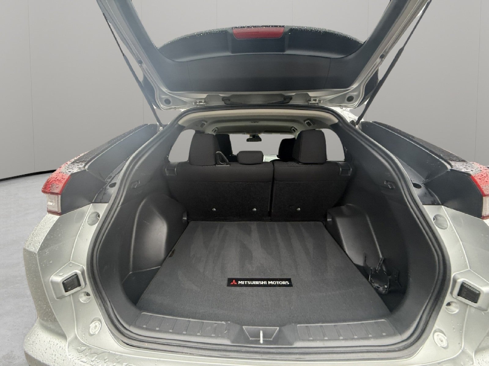 2022 Mitsubishi Eclipse Cross LE